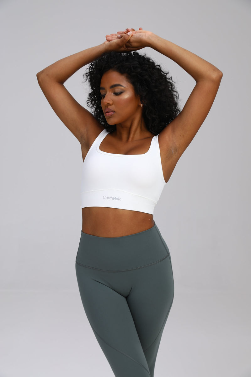 Sculpting Essential Yoga Legging | CW508