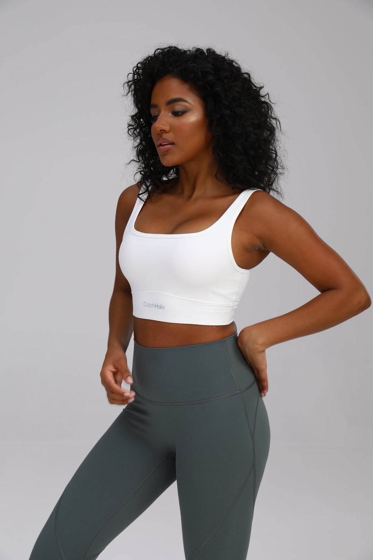 Sculpting Essential Yoga Legging | CW508
